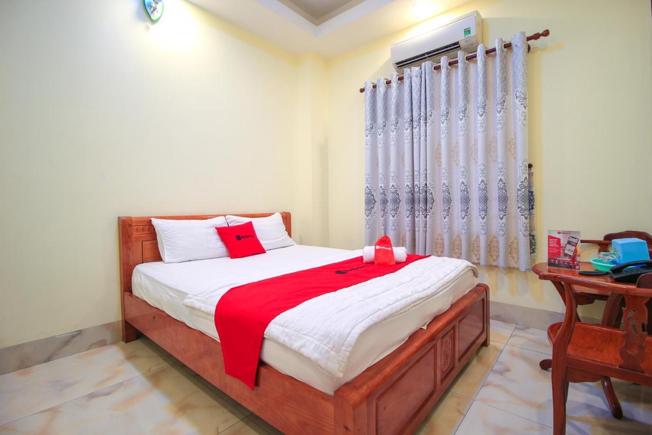 Reddoorz Plus @ Dong Den Street Khách sạn 3*